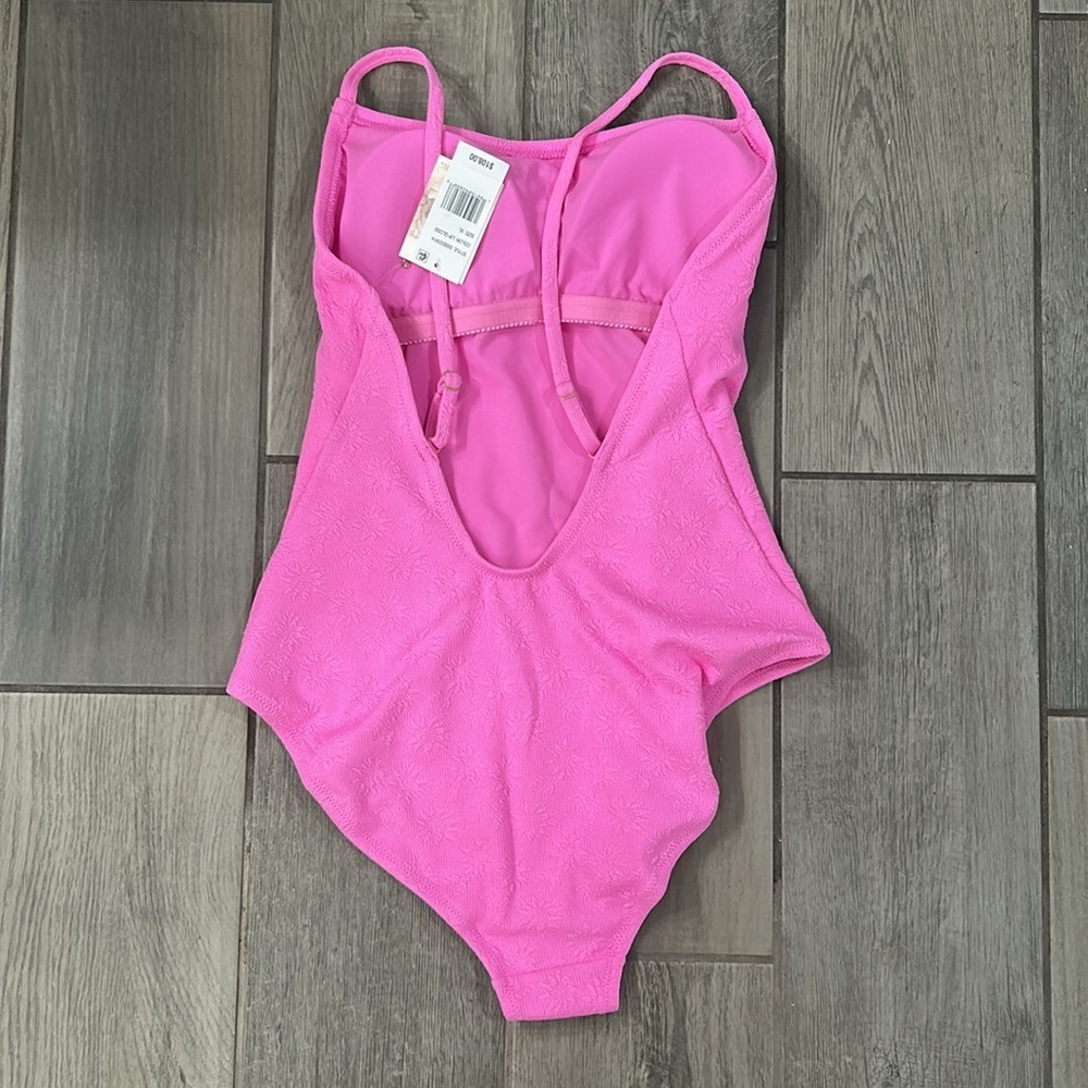 Jessica Simpson Women's Standard One Piece Swimsuit - Picture 6 of 7